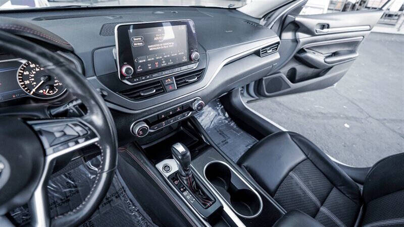 2023 Nissan Altima 2.5 SR