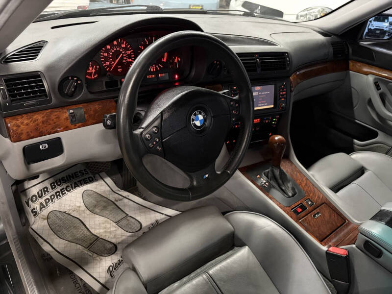 2001 BMW 7 Series 740i