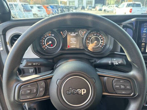 2025 Jeep Gladiator NightHawk