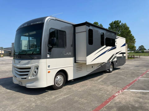 2021 Fleetwood Flair 35r, Sleeps 8 King Bed