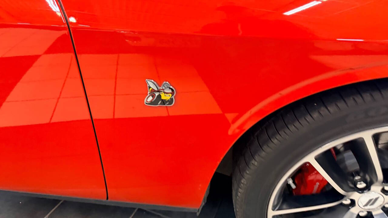 2018 Dodge Challenger 8