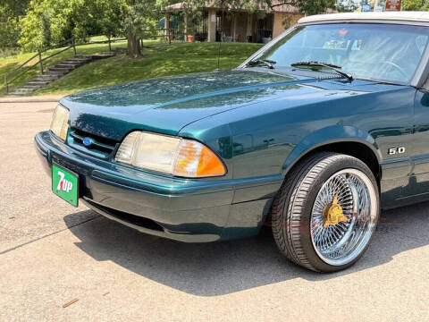 1990 Ford Mustang