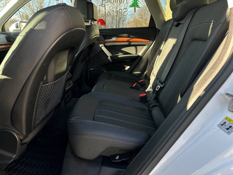 2021 Audi Q5 quattro Premium 45 TFSI