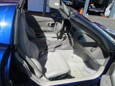 2004 Chevrolet Corvette