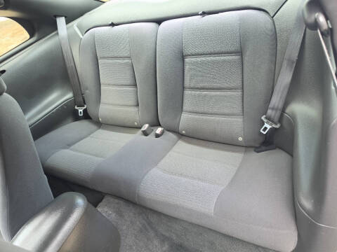 2004 Ford Mustang
