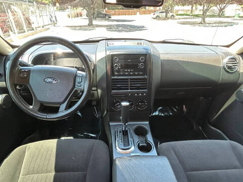 2010 Ford Explorer XLT