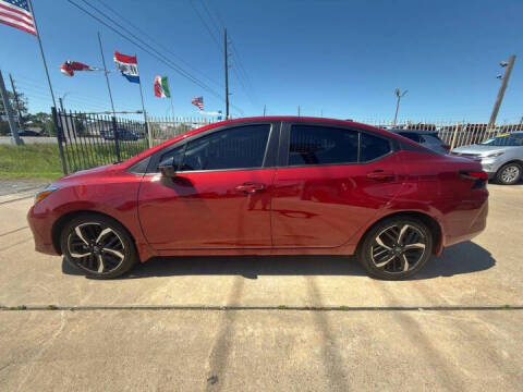 2025 Nissan Versa SR