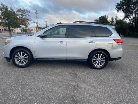 2014 Nissan Pathfinder for sale at Baldwin Auto Sales Inc in Baldwin NY