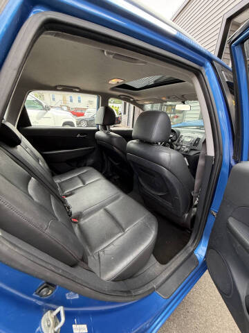 2011 Hyundai Elantra Touring SE