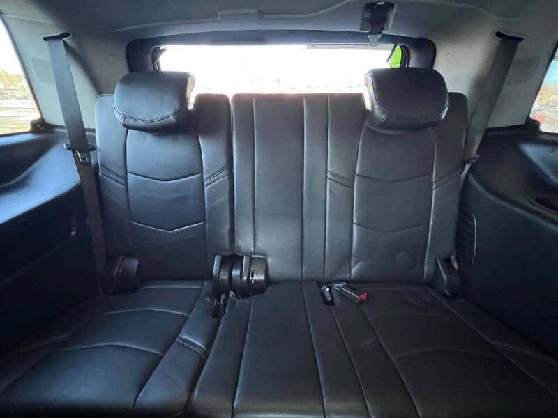 2020 Cadillac Escalade Luxury