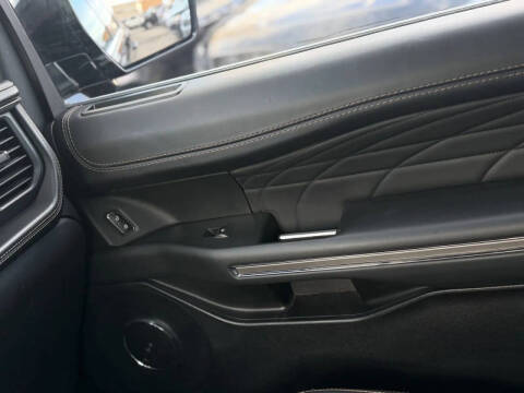 2023 Ford Expedition MAX Platinum