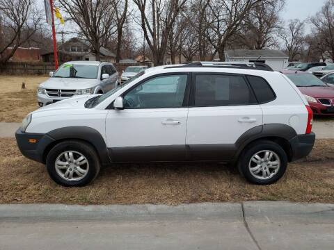 2006 Hyundai Tucson for sale at D & D Auto Sales in Topeka KS