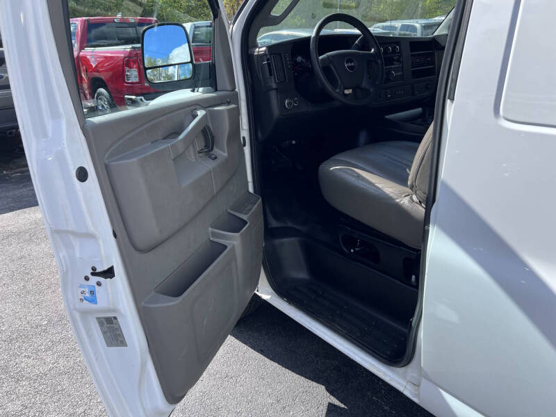 2018 GMC Savana 2500