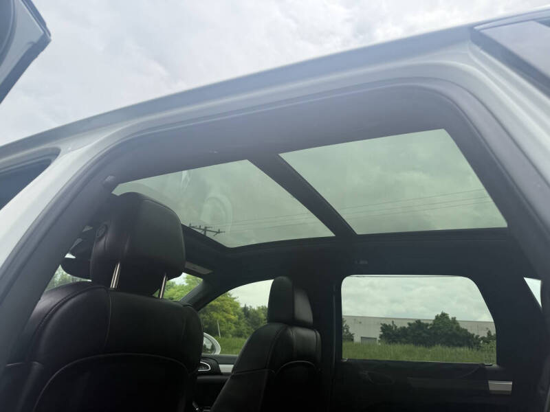 2016 Porsche Cayenne S