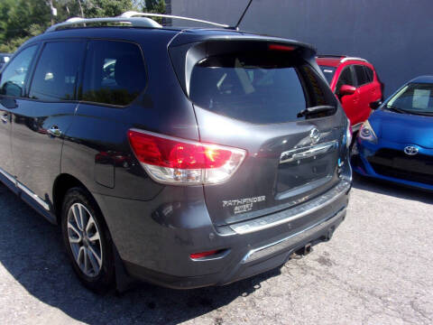 2013 Nissan Pathfinder SL