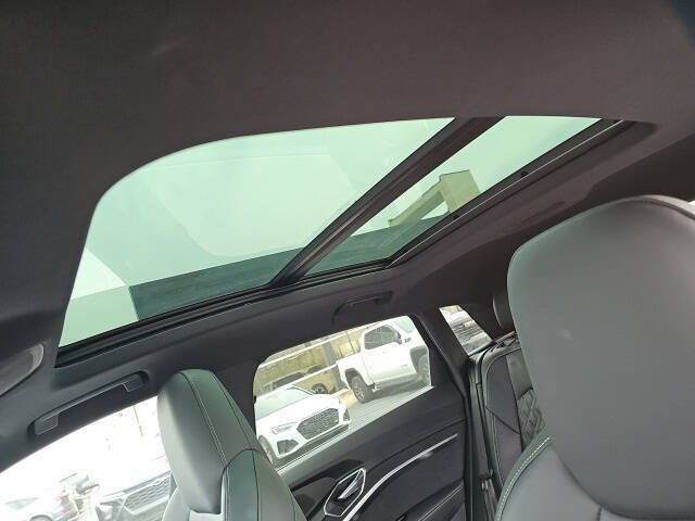 2023 Audi e-tron S quattro Premium Plus