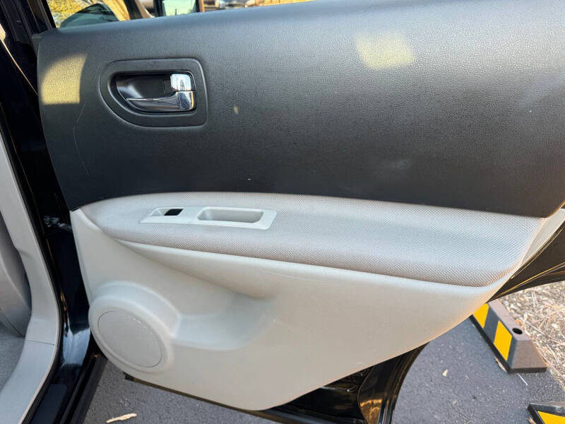 2012 Nissan Rogue SV