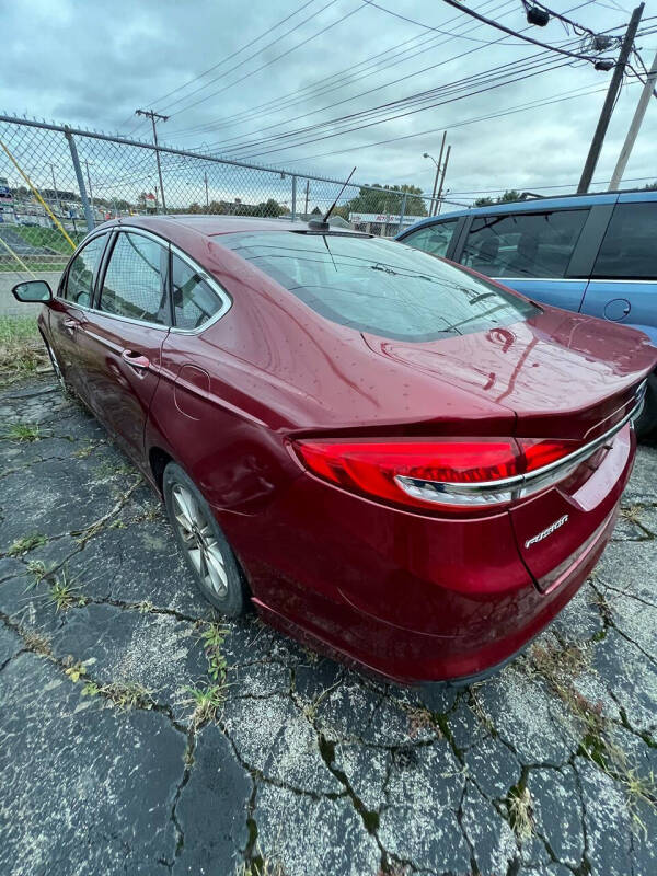 2017 Ford Fusion SE