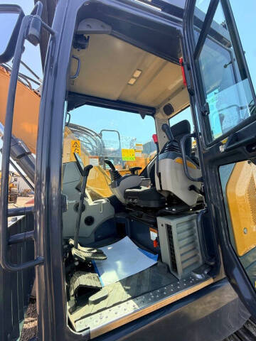 2022 XCMG XE155UCR