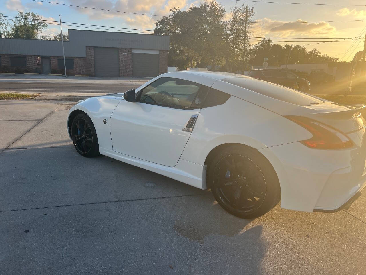 2013 Nissan 370Z Coupe Touring photo 11