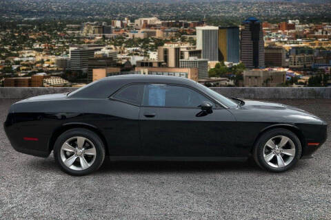 2016 Dodge Challenger SXT