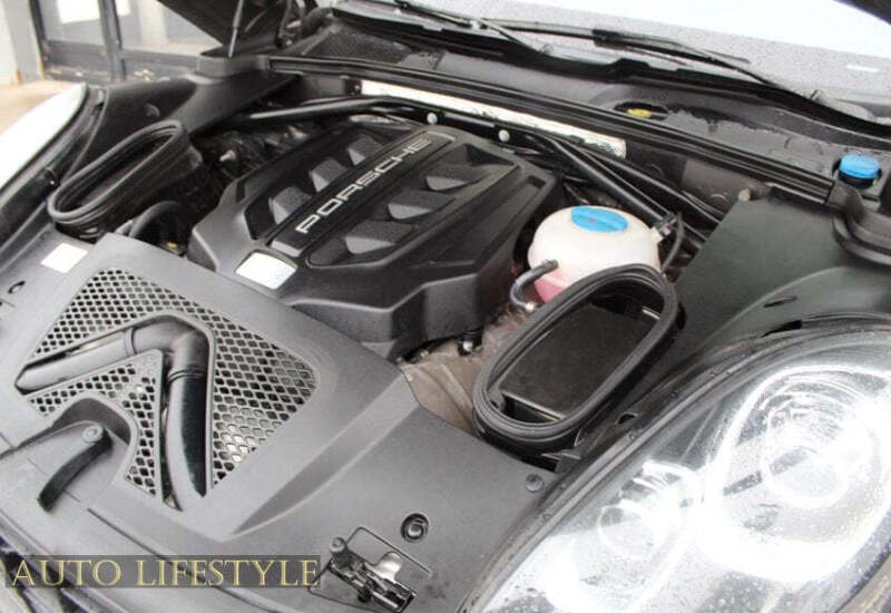 2015 Porsche Macan S