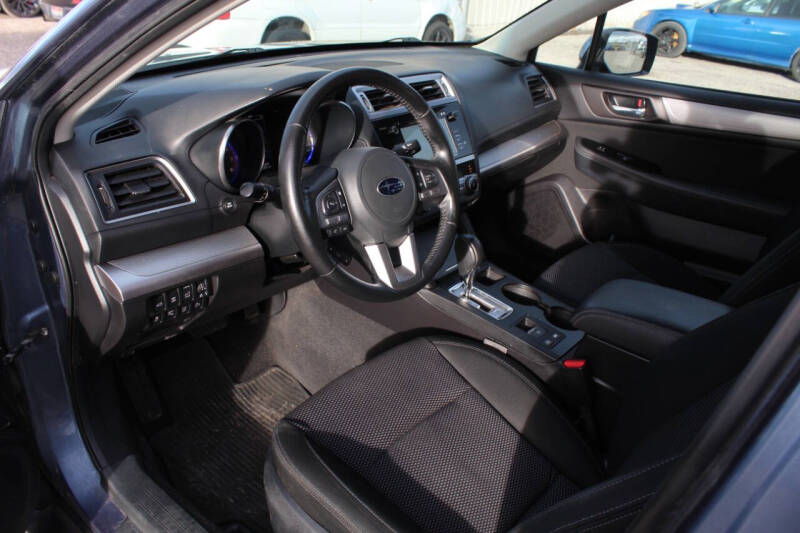 2016 Subaru Outback 2.5i Premium