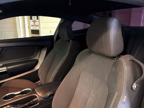 2018 Ford Mustang EcoBoost