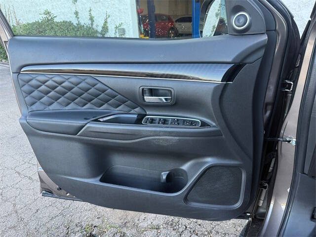 2020 Mitsubishi Outlander PHEV