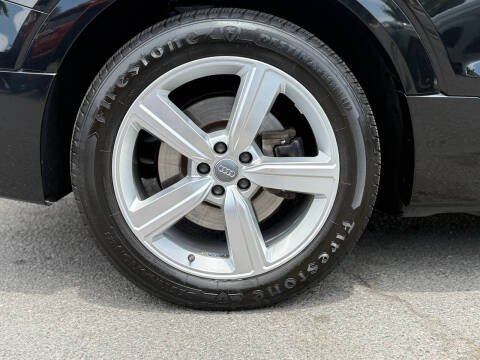 2019 Audi e-tron quattro Premium Plus