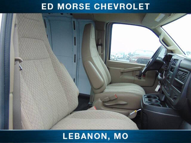 2025 Chevrolet Express 2500