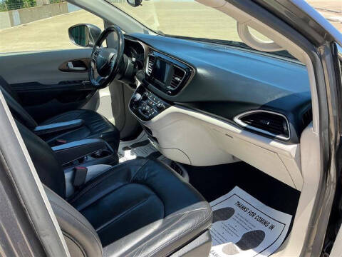2018 Chrysler Pacifica Touring L