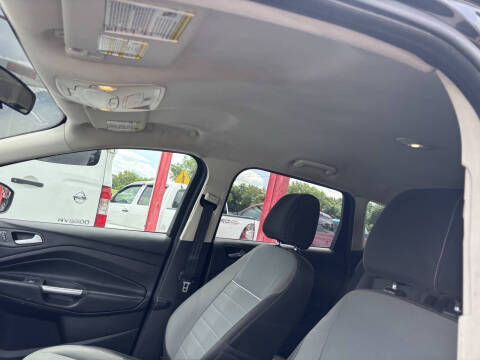 2015 Ford Escape SE