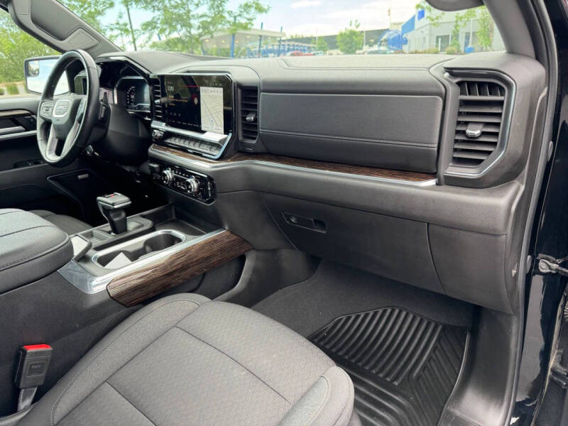 2025 GMC Sierra 1500
