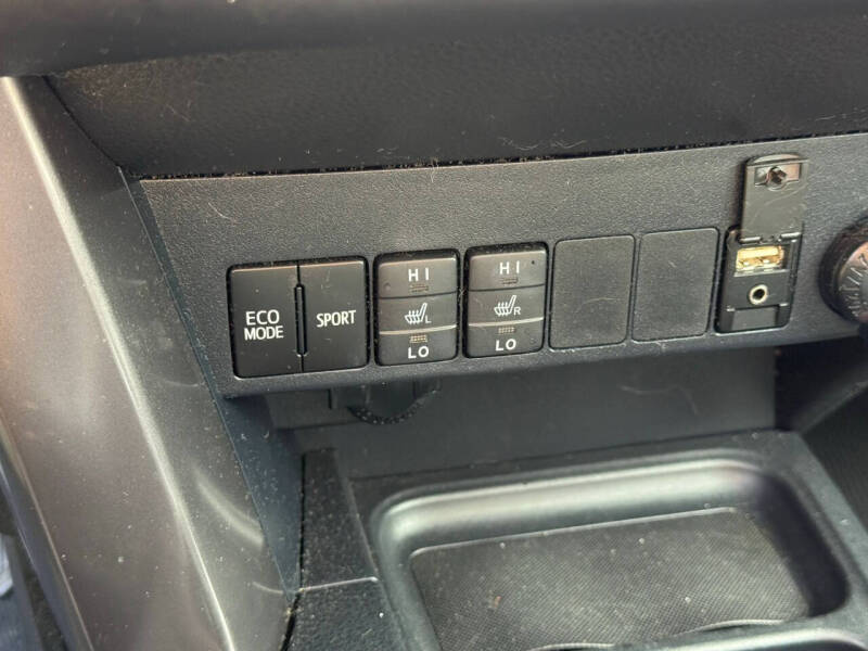 2016 Toyota RAV4 SE