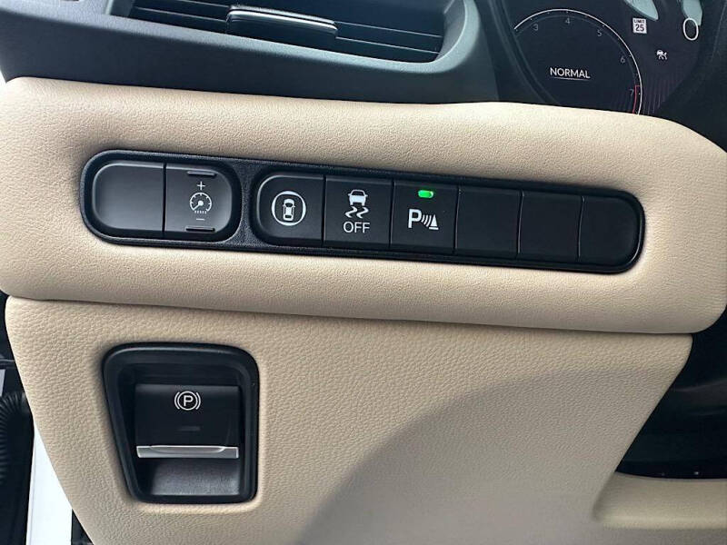 2025 Acura TLX w/Tech