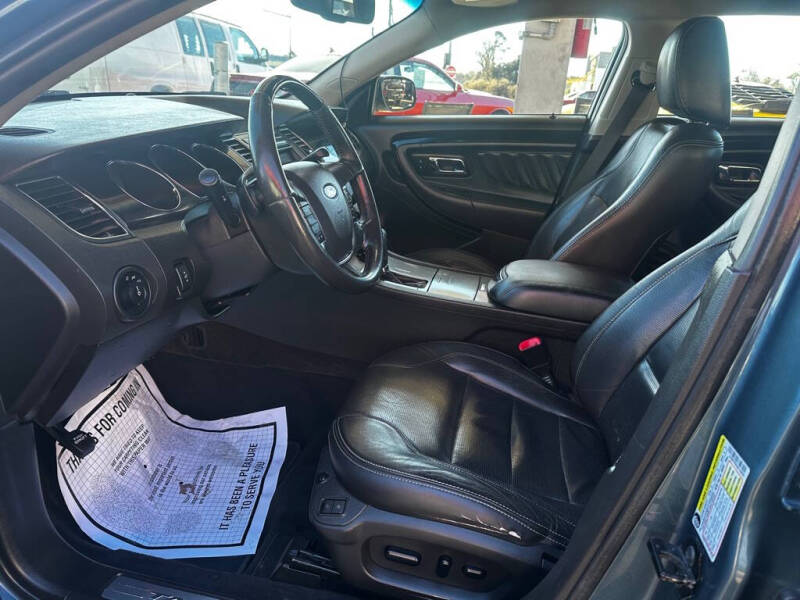 2010 Ford Taurus Limited