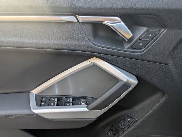 2025 Audi Q3 quattro S line Premium 45 TFSI