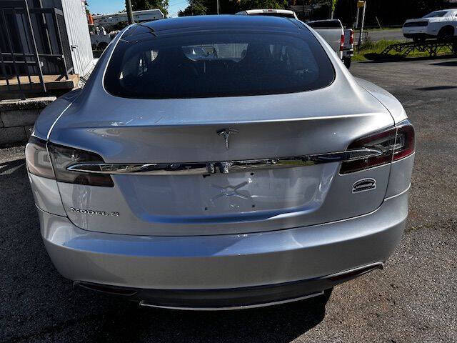 2013 Tesla Model S