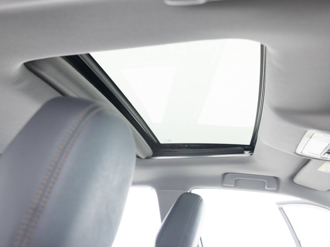 Used Car 2014 Toyota Highlander  Limited Platinum Awd 4dr Suv For Sale Under $15,000 In Coal City, Illinois