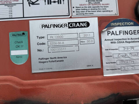 2011 Freightliner M2 106