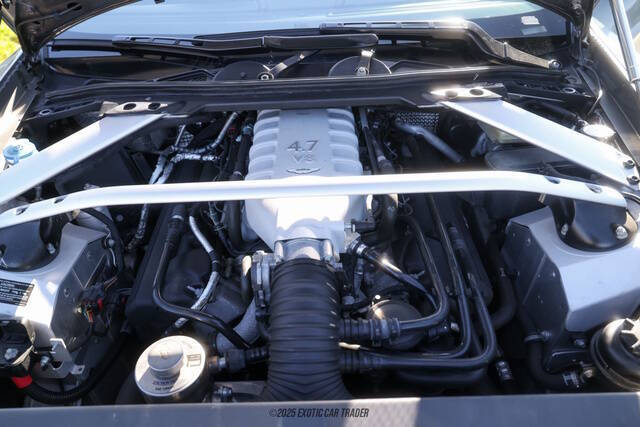 2012 Aston Martin V8 Vantage Roadster