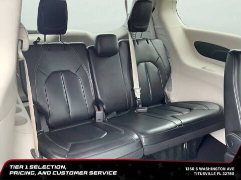 2023 Chrysler Pacifica Touring L