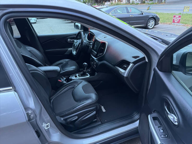 2018 Jeep Cherokee Latitude Plus