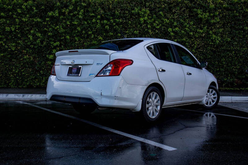 2016 Nissan Versa 1.6 SV