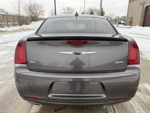 2015 Chrysler 300 S