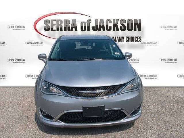 2020 Chrysler Pacifica Touring