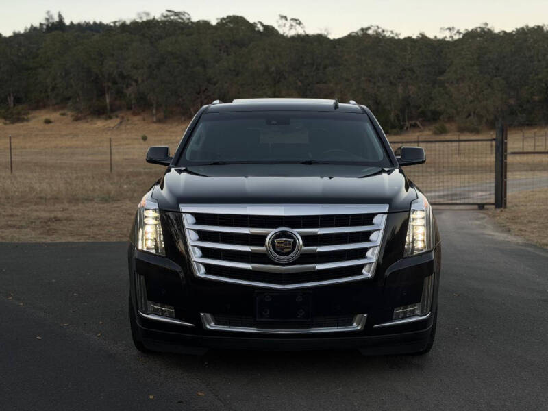 2015 Cadillac Escalade Luxury