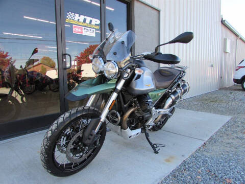 2022 Moto Guzzi V85TT