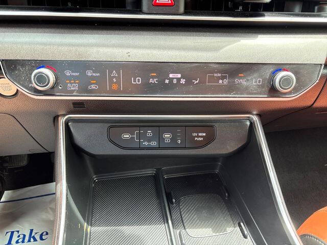 2025 Kia Carnival EX